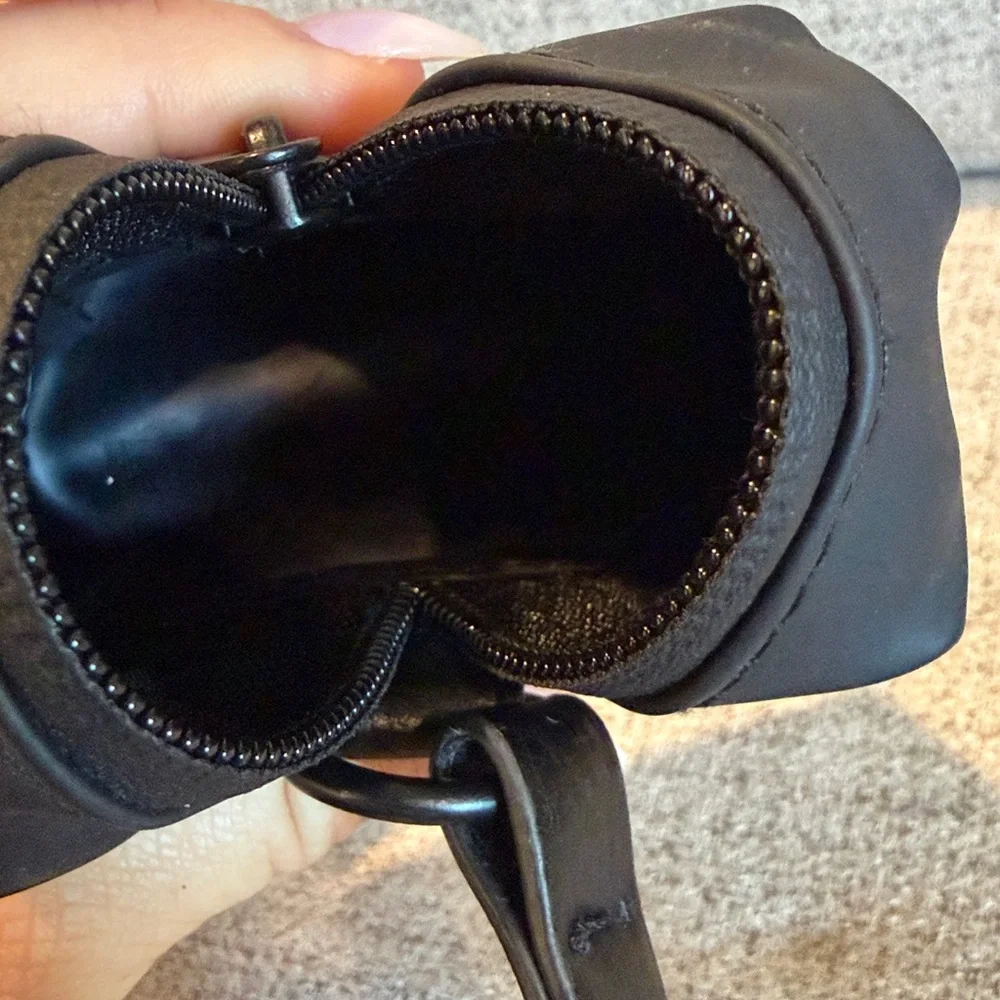 BEIS Diaper Bag Accessory Wet/Dry Small Pouch Pacifier Holder Black